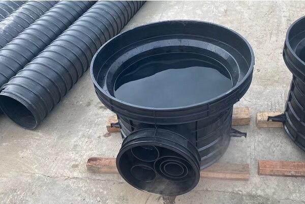 如何保证塑料检查井的密封性呢？